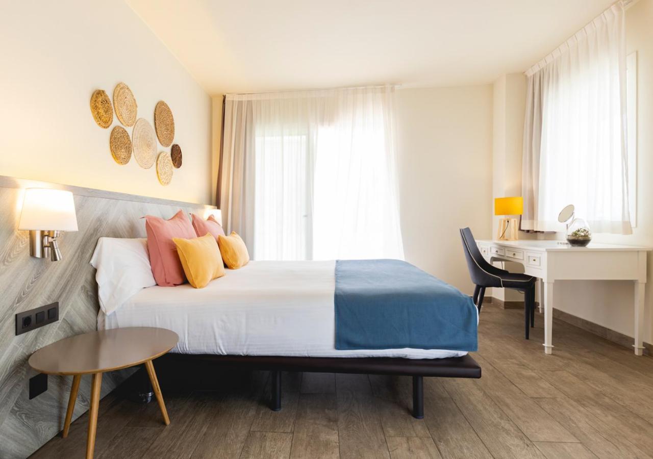 1935 Hotel Boutique & Apartments - Adults Only Roses Luaran gambar