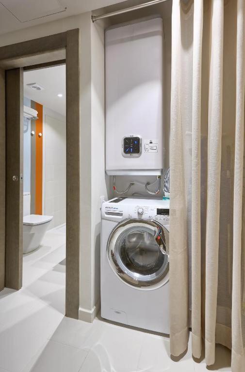 1935 Hotel Boutique & Apartments - Adults Only Roses Bilik gambar